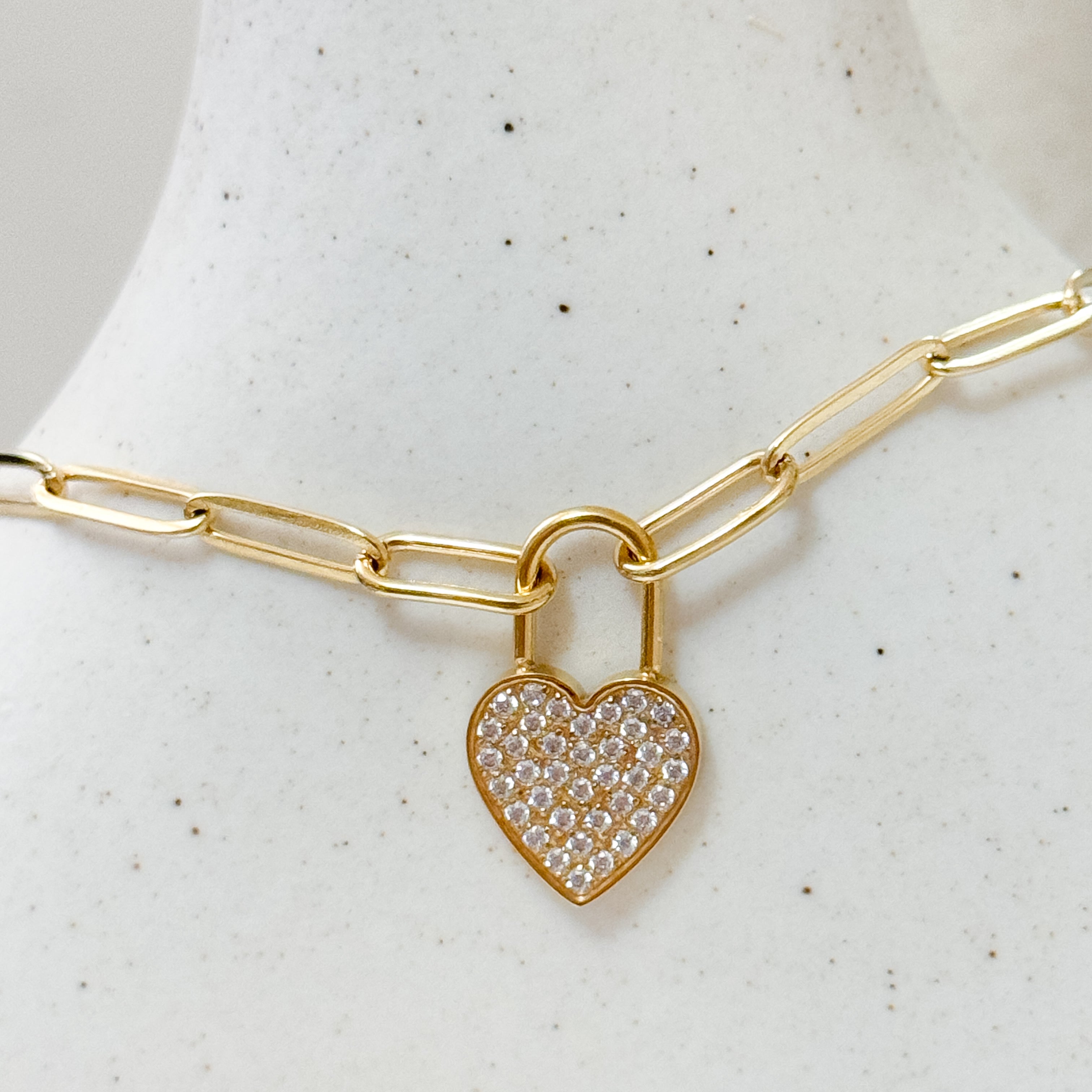 Dazzle Heart Lock Necklace-Explore our elegant Balance Beam T-Bar Chain Necklace collection. Enhance your style with our sophisticated designs. Order now for timeless elegance! 🏆-Dazzledvenus