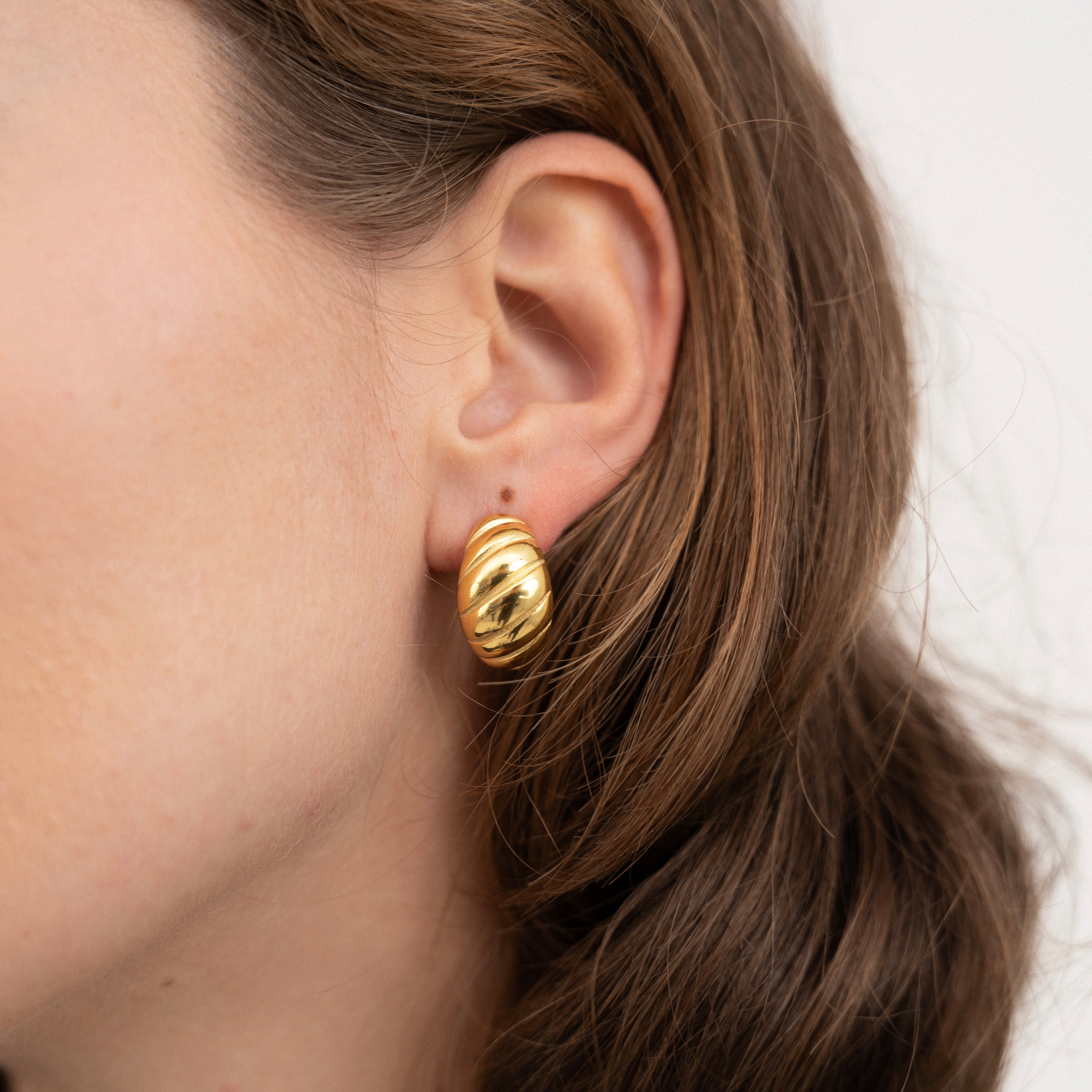 Ridge Croissant Earring--Dazzledvenus