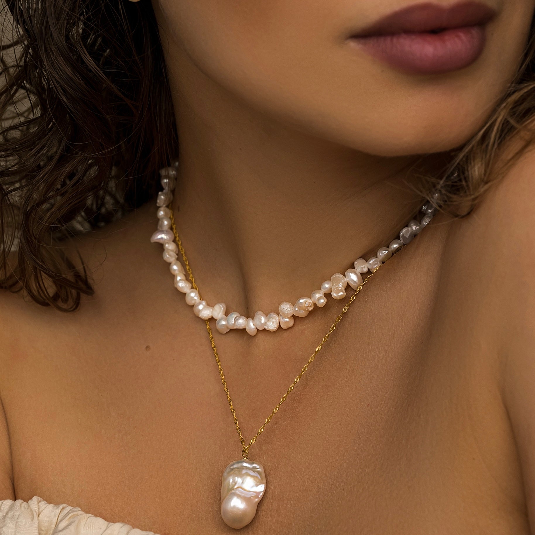 Regal Baroque Pearl Necklace-Embrace celestial beauty with our Sun & Moon Baroque Pearl Necklace. Embrace the beauty of transformation. Shop now for a touch of elegance. 🏆-Dazzledvenus