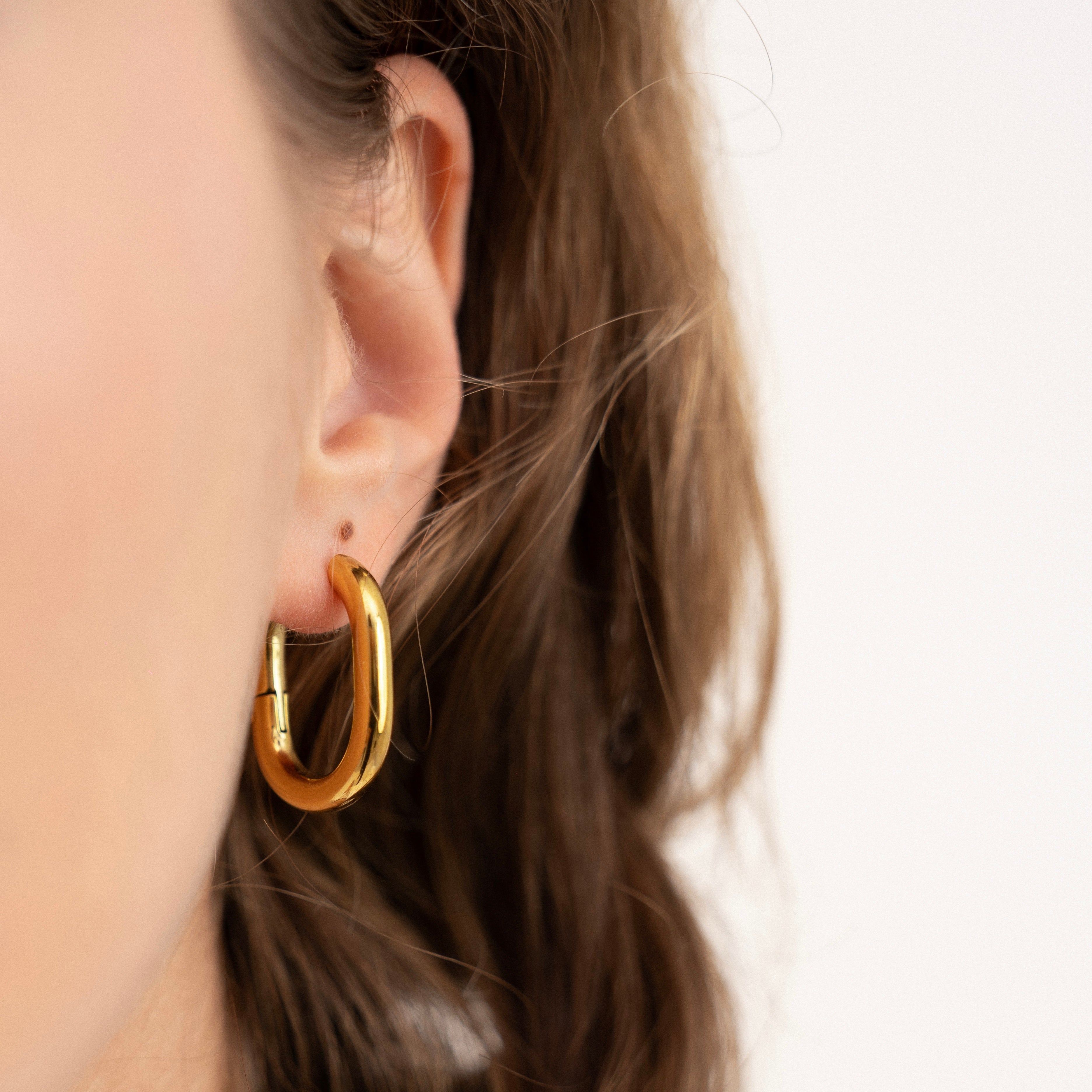 Harper Hoop Earring-Medium-Dazzledvenus