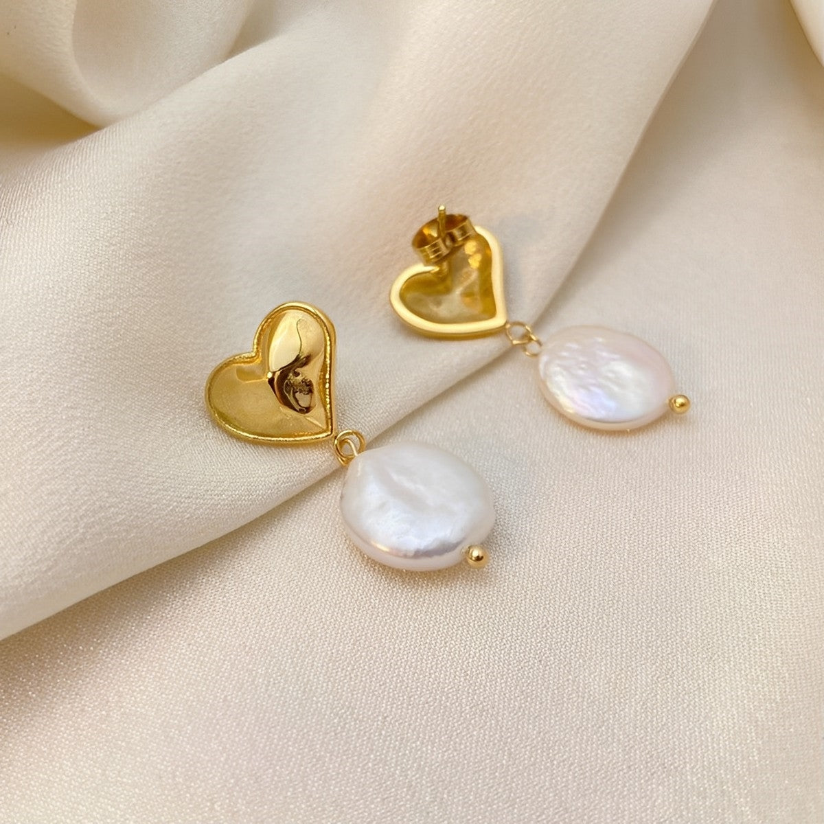 Baroque Pearl & Heart Drop Earring-Gold-Dazzledvenus