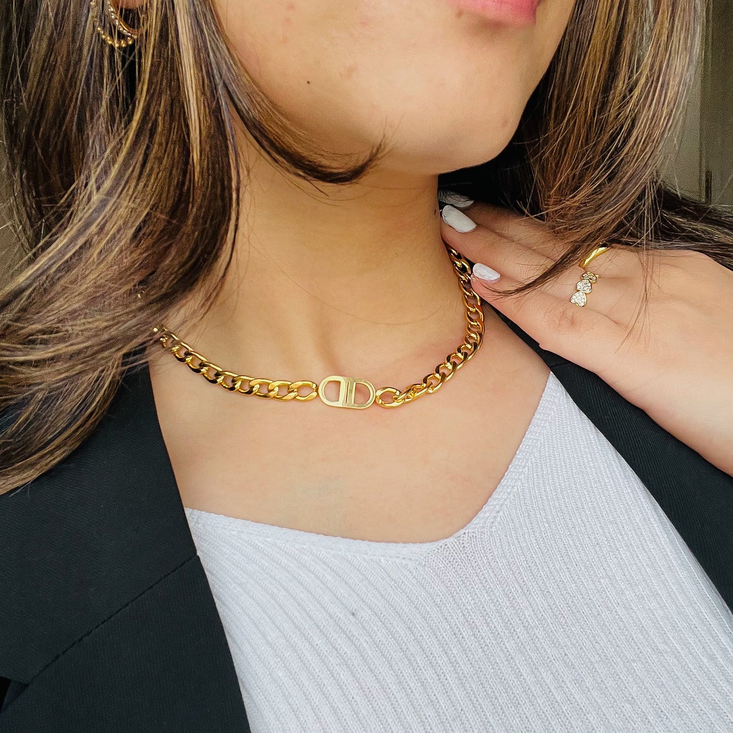 Cuban Chain Chunky Necklace-Make a bold statement with our Cuban Chain Ladies Chunky Necklace. Elevate your look with this trendy accessory. Purchase now for a fashionable upgrade. ❤-Dazzledvenus