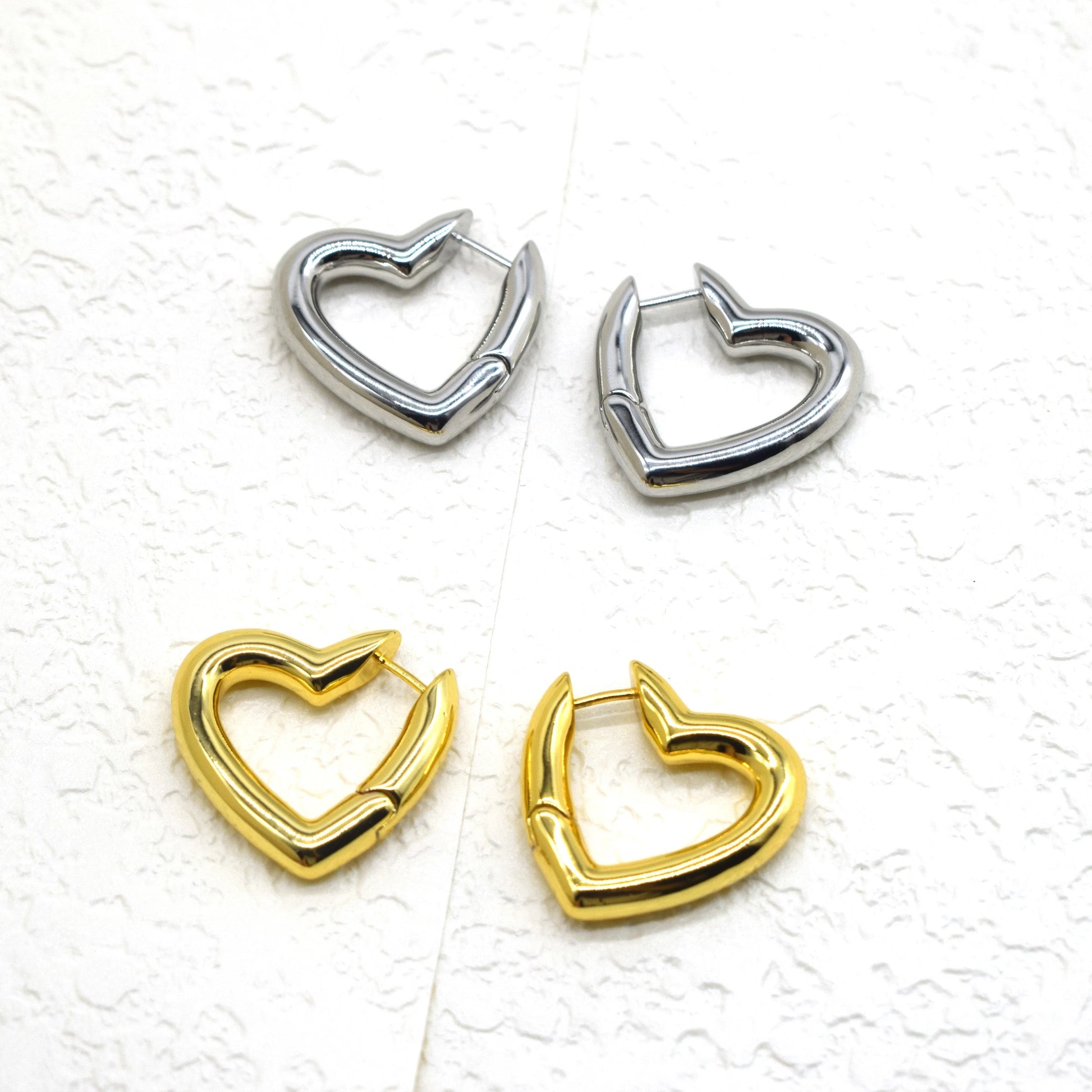 Chunky Heart Hoop Earrings-Shop our collection of romantic and stylish heart hoop earrings online. Find the perfect accessory to express your love and elevate your style. Purchase now!💟-Dazzledvenus