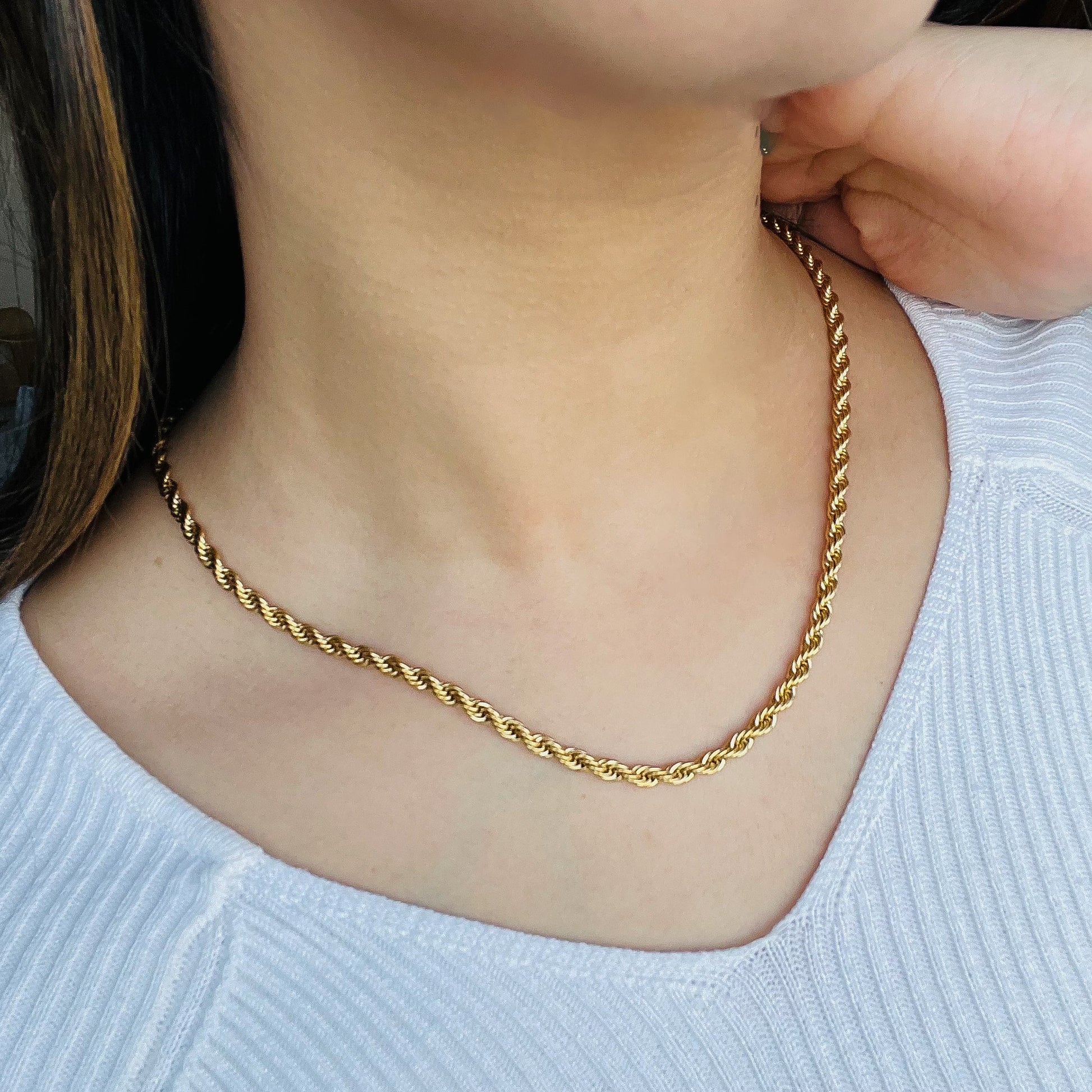 Classic Twisted Rope Chain Necklace--Dazzledvenus
