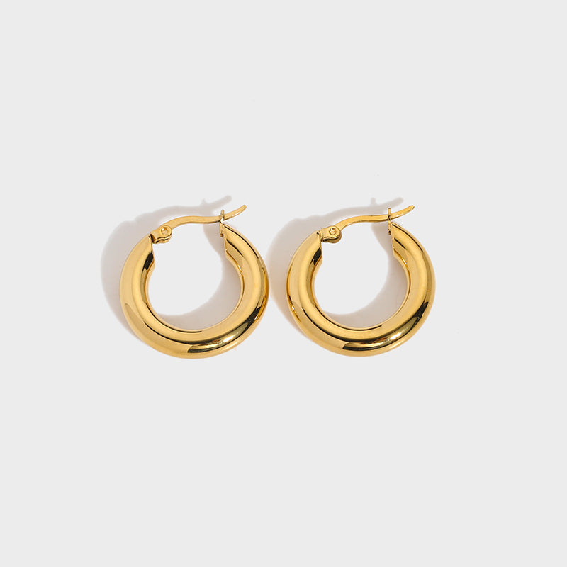 Essential Sleek Hoop Earring-Dazzledvenus