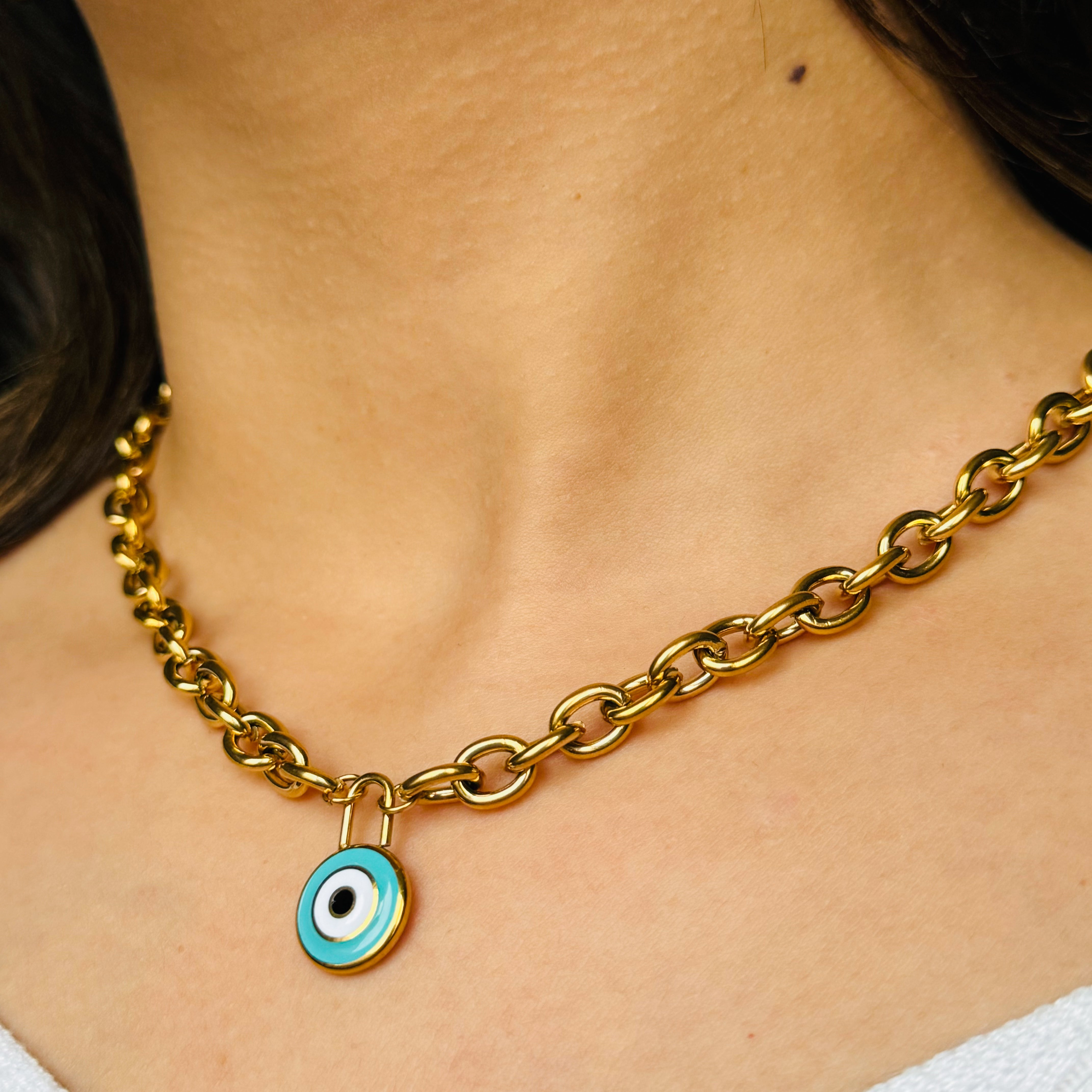 Evil Eye Round Pendant Link Necklace-Dazzledvenus