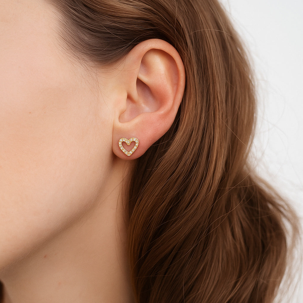 Screw Back CZ Heart Stud Earring-Dazzledvenus