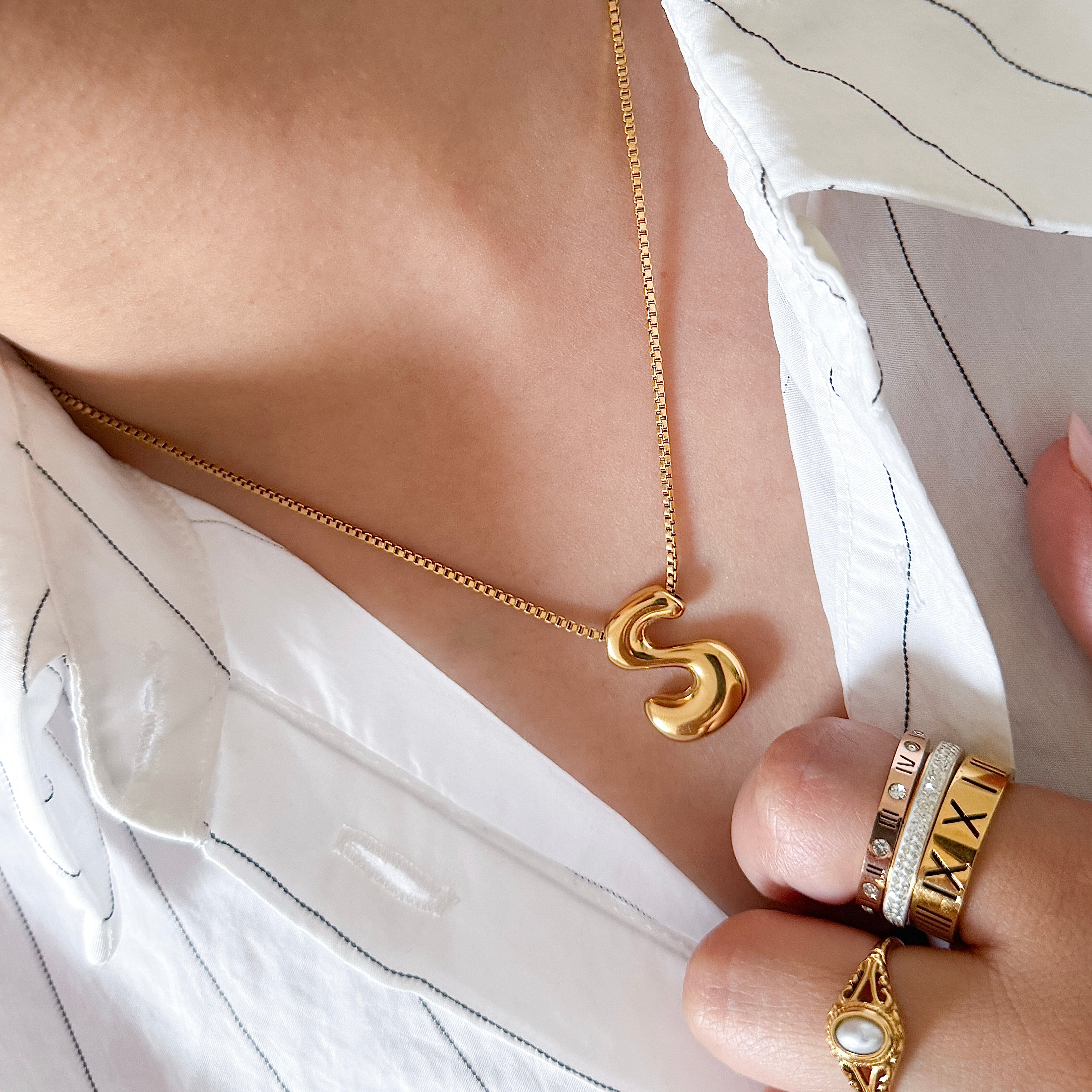 Molten Bubble Initial Necklace-Dazzledvenus