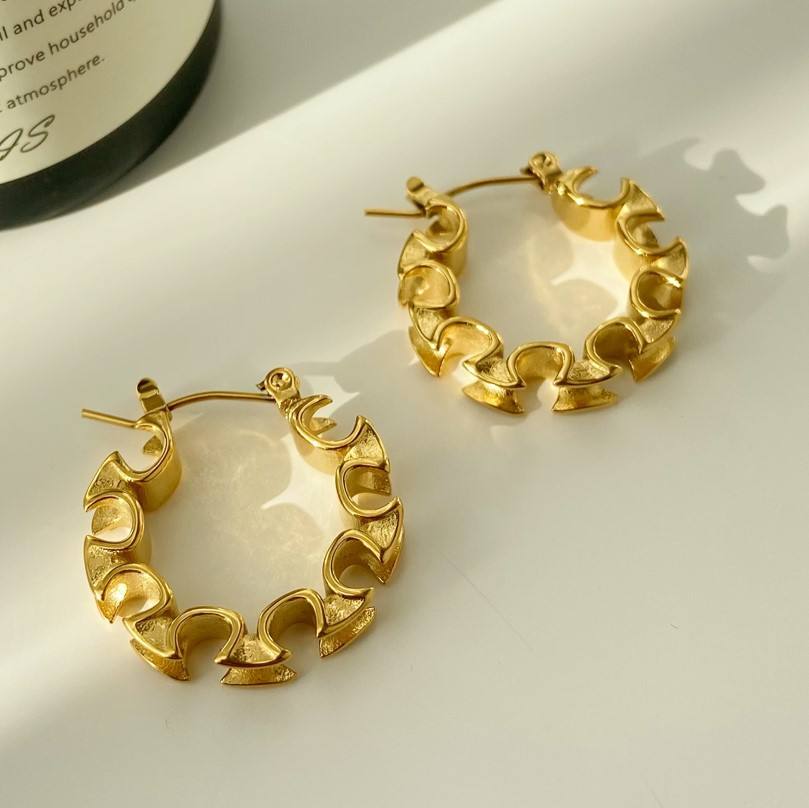 Geometric Wavy Irregular Hoop Earring--Dazzledvenus