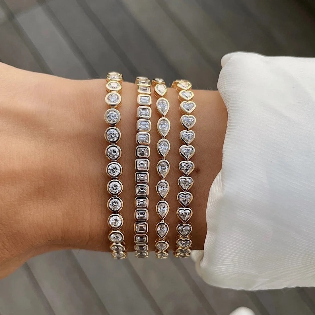 Bezel Heart Bracelet-Discover our elegant collection of heart bracelets. Find the best selection to add grace to your style effortlessly. Elevate your style with pure gems.✨-Dazzledvenus