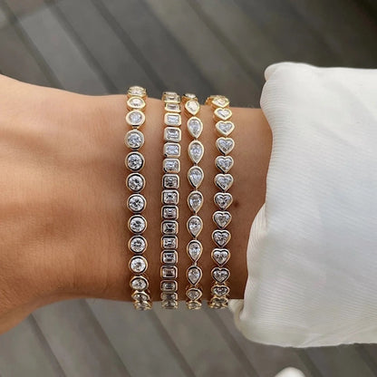 Bezel Halo Heart Bracelet-Discover our elegant collection of heart bracelets. Find the best selection to add grace to your style effortlessly. Elevate your style with pure gems.✨-Dazzledvenus