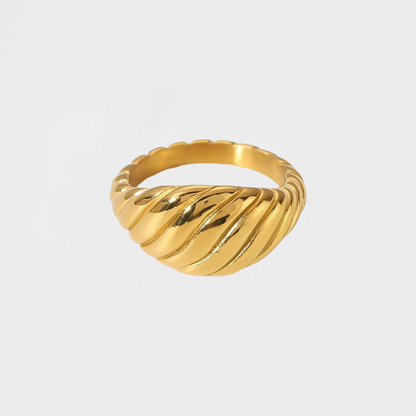 Go With Flow Ring--Dazzledvenus