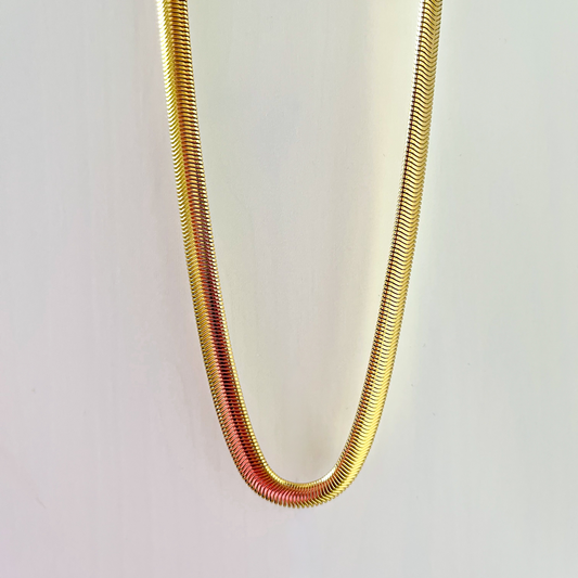 Celopetra Snake Chain Necklace--Dazzledvenus