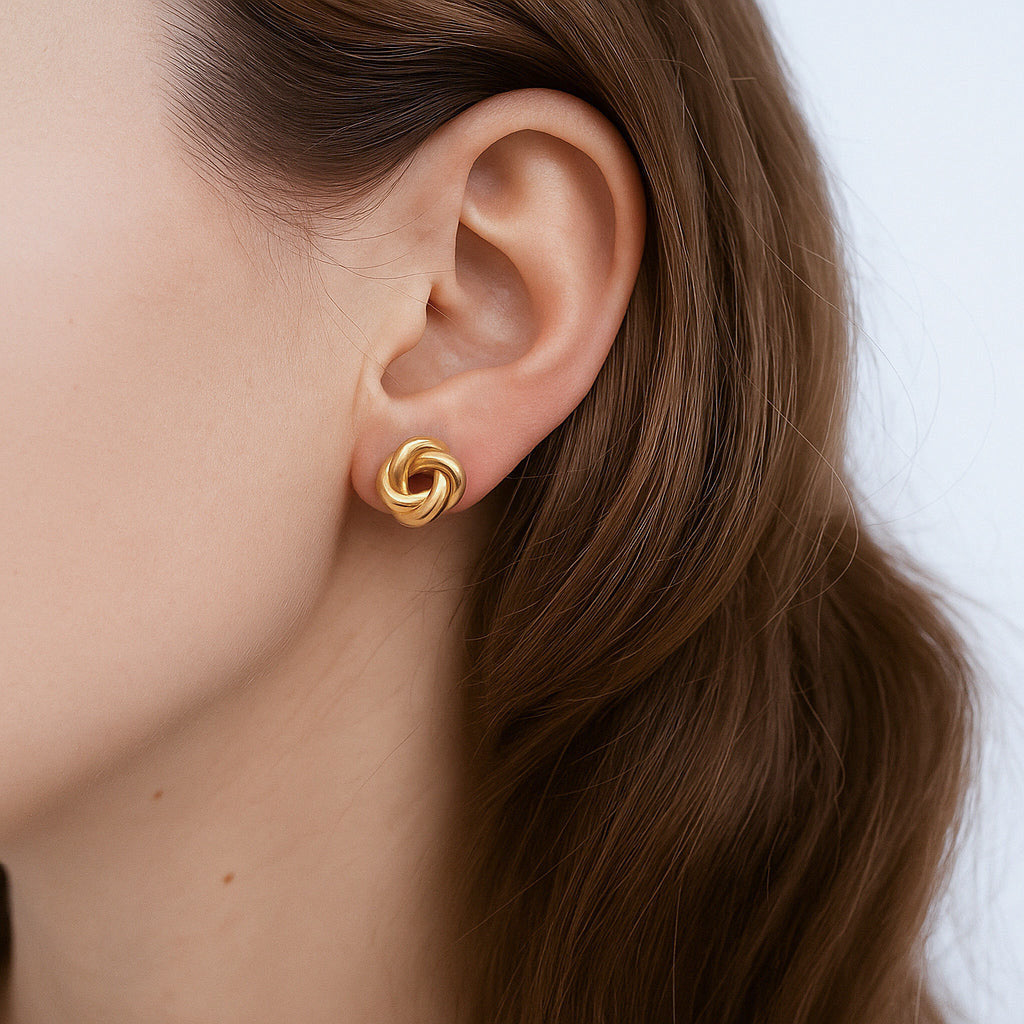 Lotus Stud Earring-Dazzledvenus