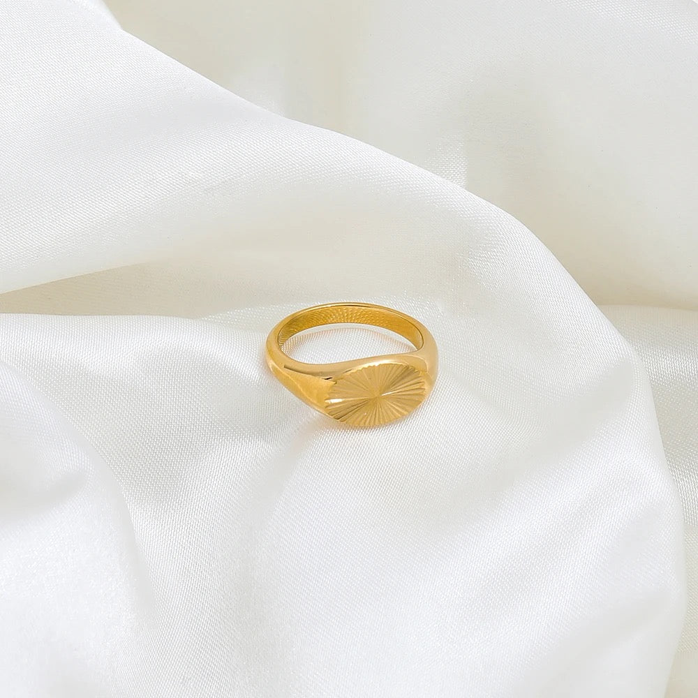 Rise & Shine Ring-Dazzledvenus