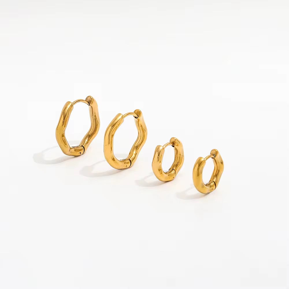 Wave Huggie Hoop Earring-Dazzledvenus