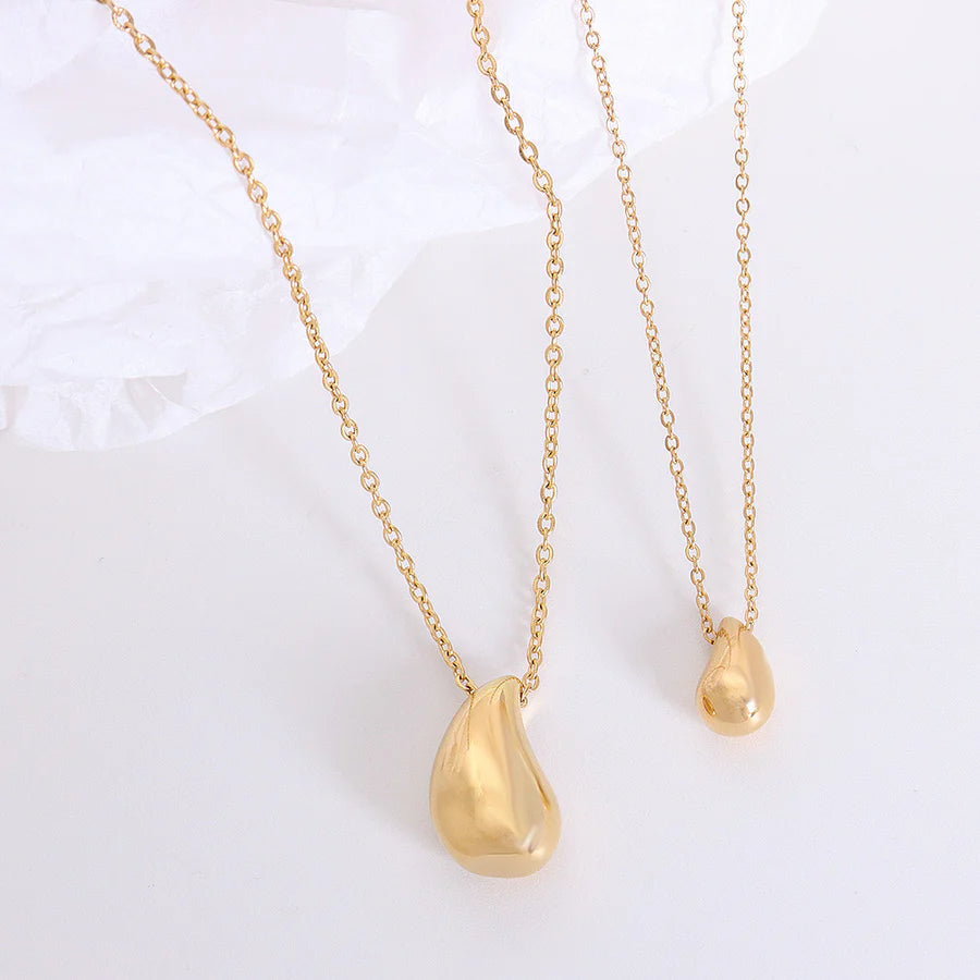 Savi Tear Drop Necklace-Dazzledvenus