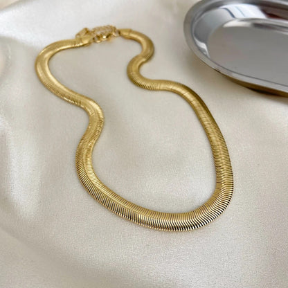 Textured Snake Bone Necklace--Dazzledvenus
