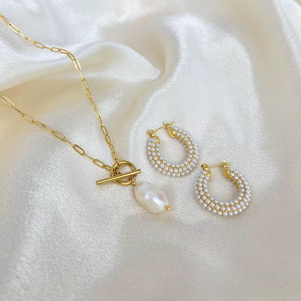 T Bar Pearl Necklace-Purchase stylish Twisted Herring Bone Necklace. Explore our online collection for trendy accessories reflecting the charm of the Emerald Isle. Order yours now!-Dazzledvenus