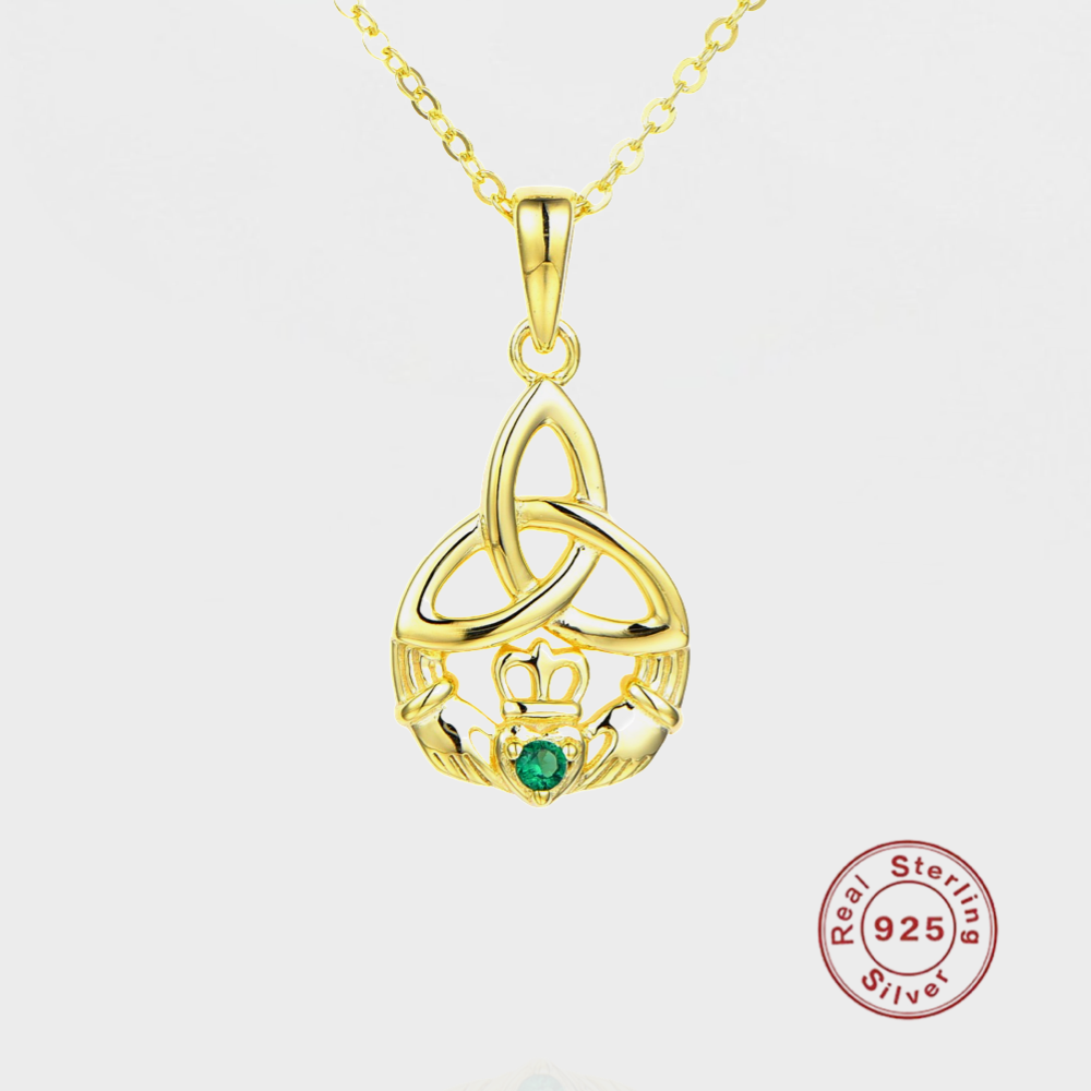 Emerald Claddagh Necklace-Dazzledvenus