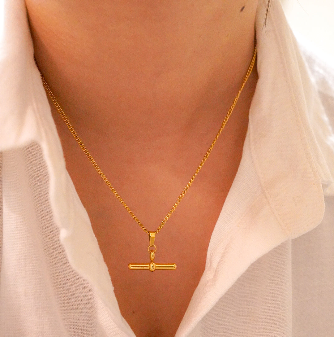 Balance Beam T-Bar Necklace-Explore our elegant Balance Beam T-Bar Chain Necklace collection. Enhance your style with our sophisticated designs. Order now for timeless elegance! 🏆-Dazzledvenus