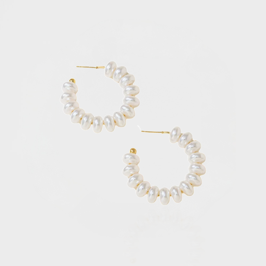 Oasis Pearl Hoop Earring-Indulge in sophistication with our collection of pearl drop hoop earrings. Explore exquisite designs combining pearls and hoops for a refined and elegant look.✨-Dazzledvenus