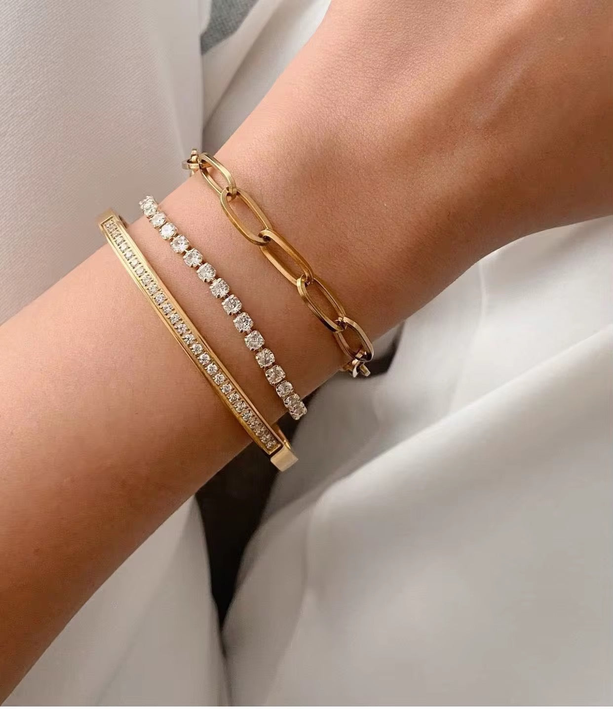 Dazzle Tennis Bangle-Dazzledvenus