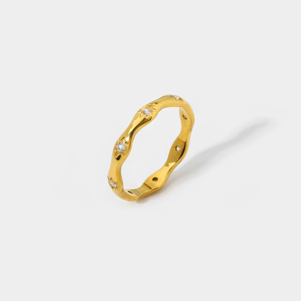 Starburst Band Ring-Dazzledvenus