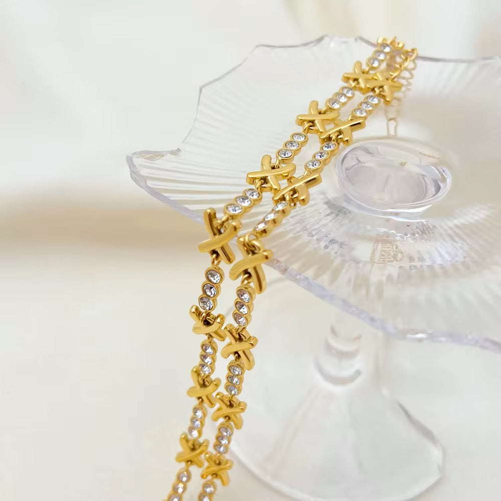 Xoxo Love Necklace-Express your style and affection with a love choker necklace. Purchase now from our collection, reflecting your unique taste and personality. Shop now! ✨-Dazzledvenus