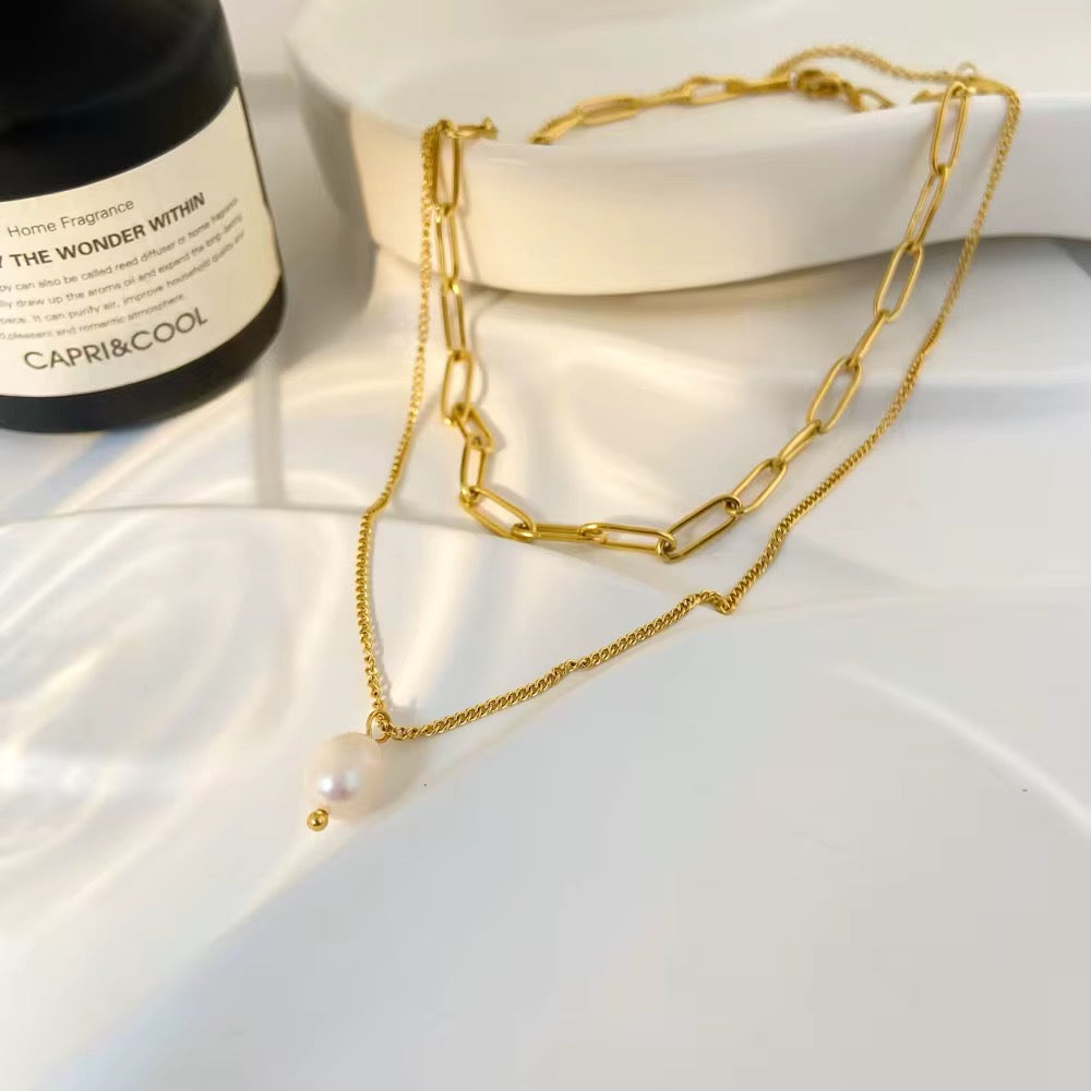 Lara Pearl Duo Necklace