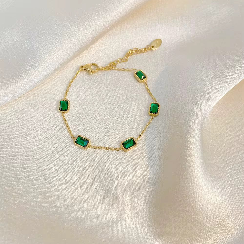 Station Emerald Bracelet-Dazzledvenus