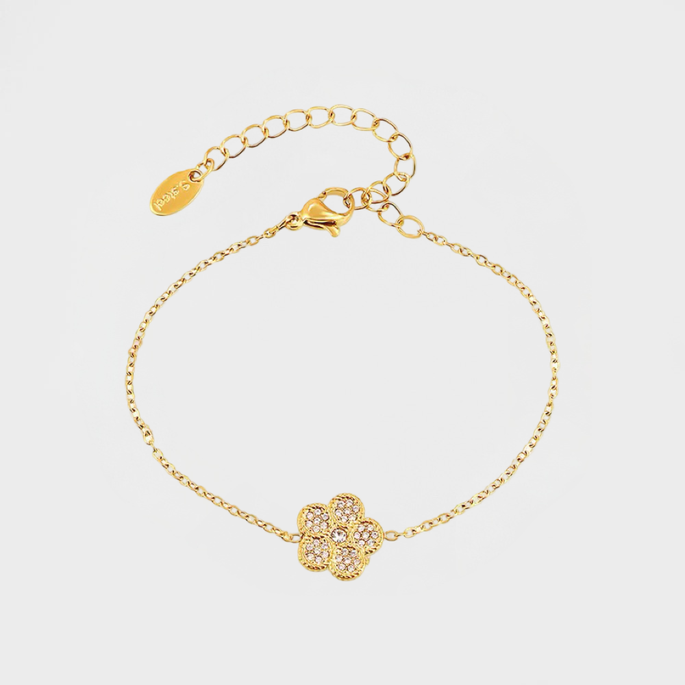 CZ Sparkling Clover Bracelet--Dazzledvenus