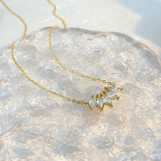 Crown Necklace--Dazzledvenus