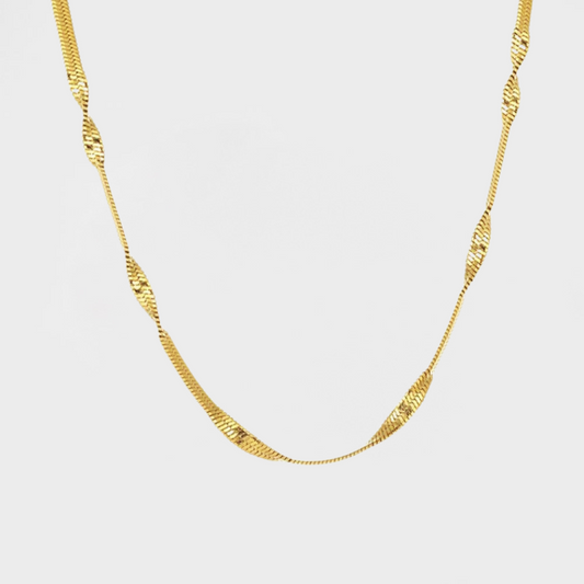 Twisted Pattern Blade Snake Chain Necklace--Dazzledvenus