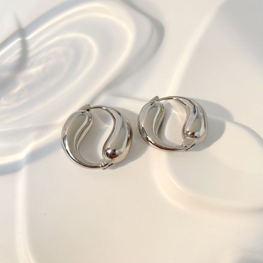 Unique Tai Chi Ying Yang Solid Hoop Earring-Silver-Dazzledvenus