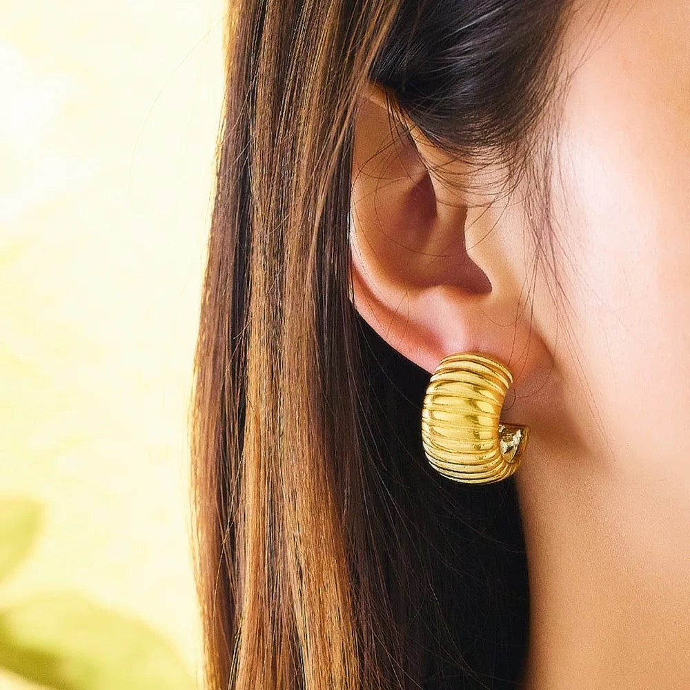 Chunky Textured Striped Hoop Earring-Dazzledvenus