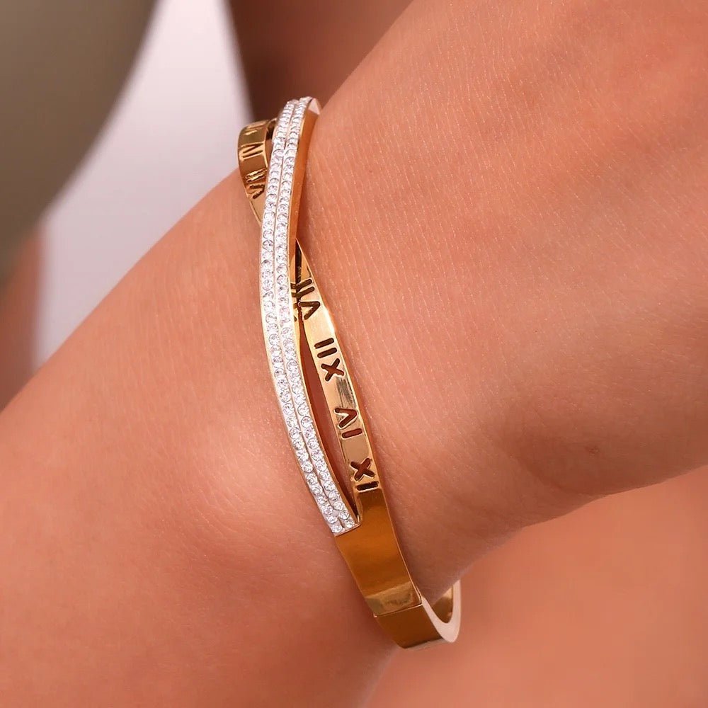 Crossover Roman Bangle-Dazzledvenus