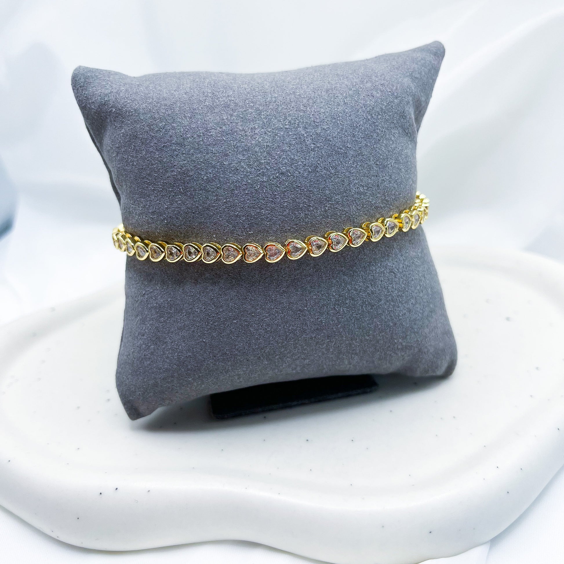 Crystal Hearts Bezel Bracelet-Dazzledvenus