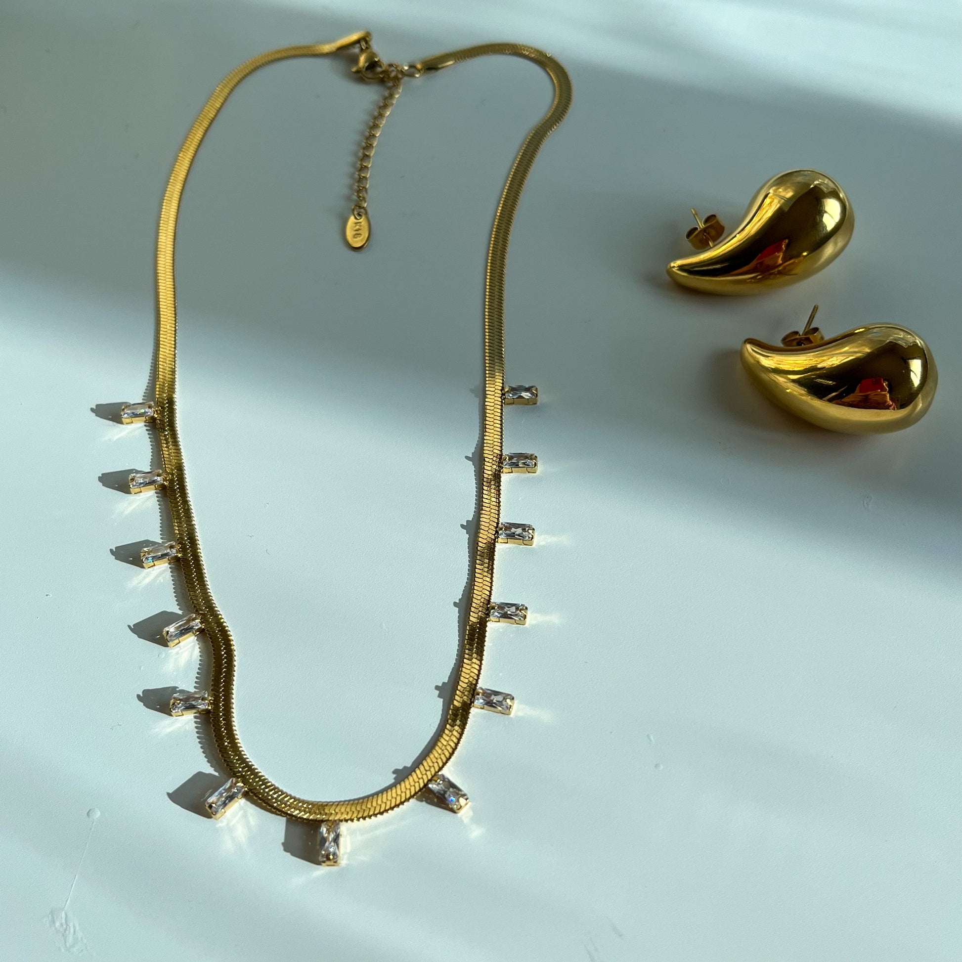 Herringbone Snake Fringe Necklace-Dazzledvenus