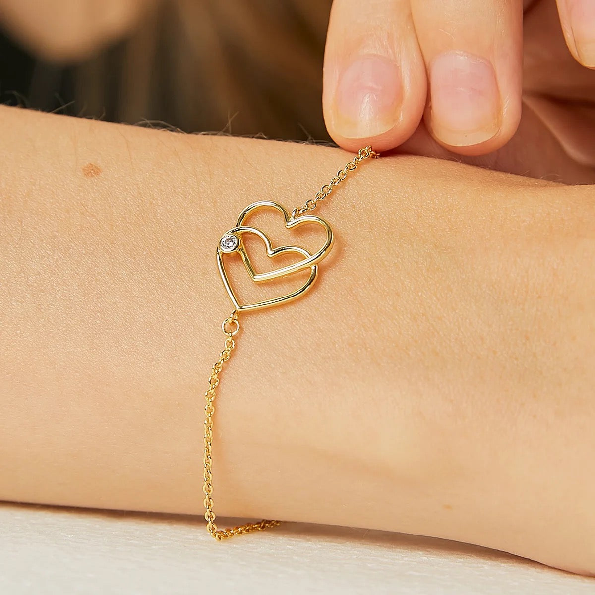 Interlocking Love Heart Bracelet--Dazzledvenus