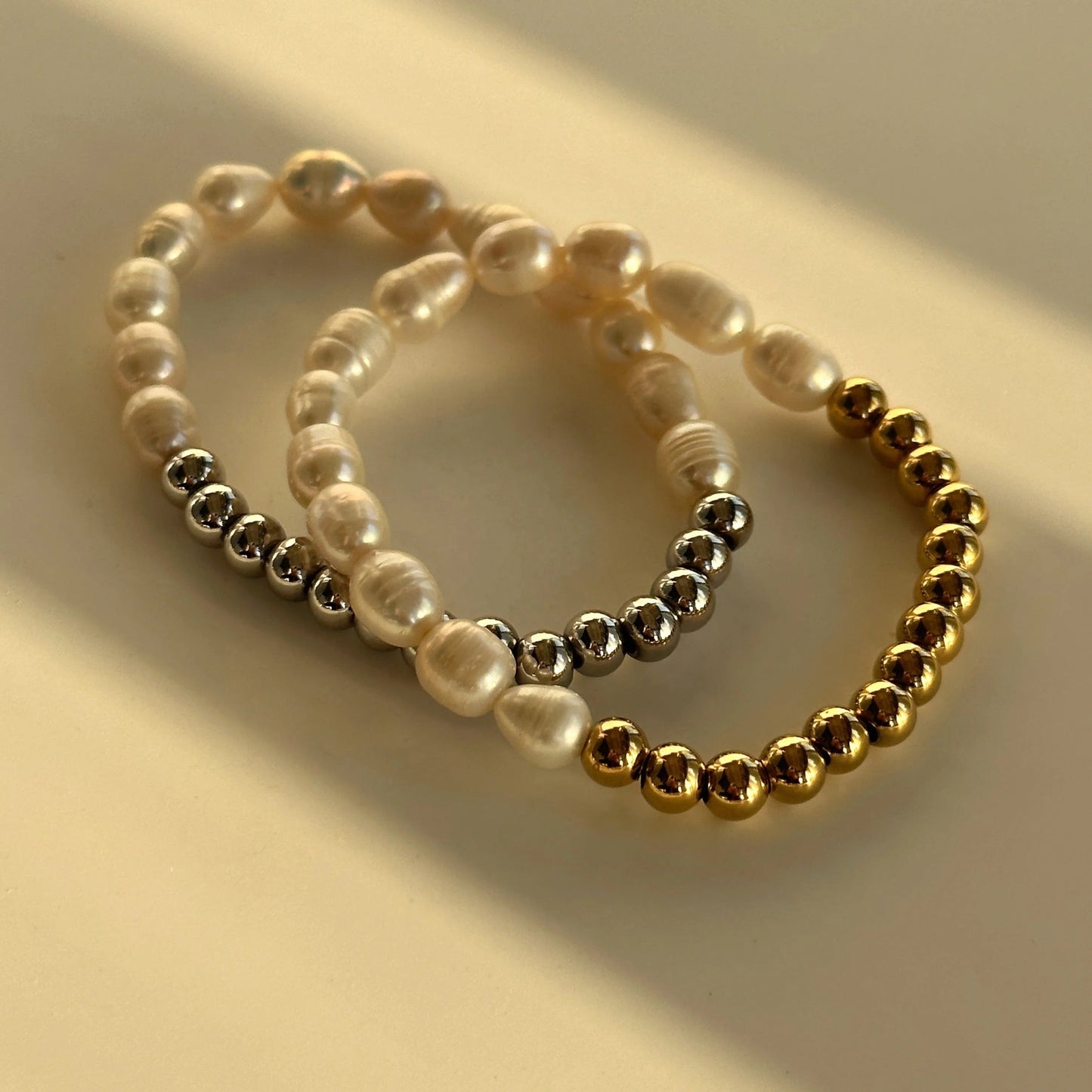 Pearl & Bead Stretchable Bracelet-Dazzledvenus