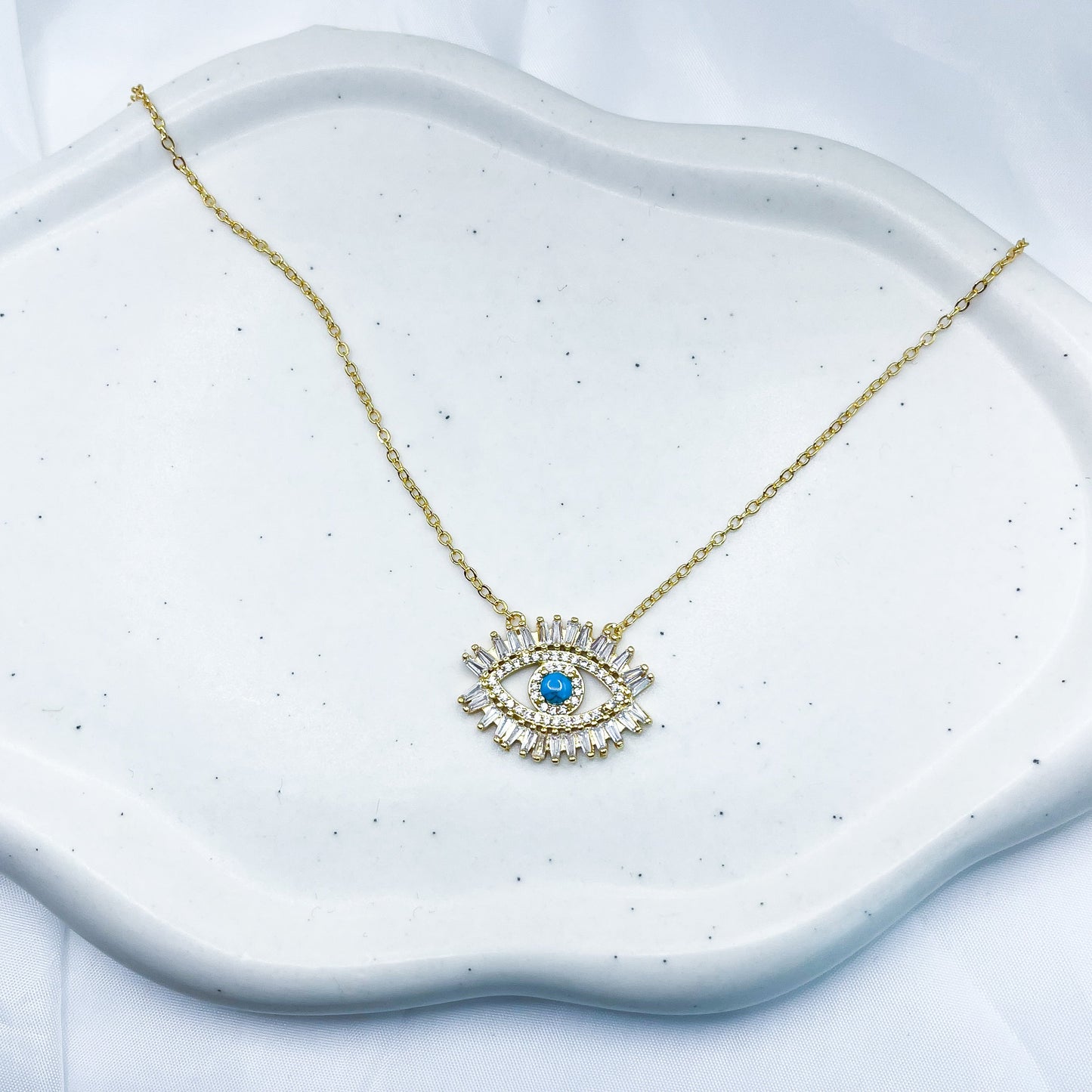 Turquoise Evil Eye Frosted Crystals Necklace-Dazzledvenus